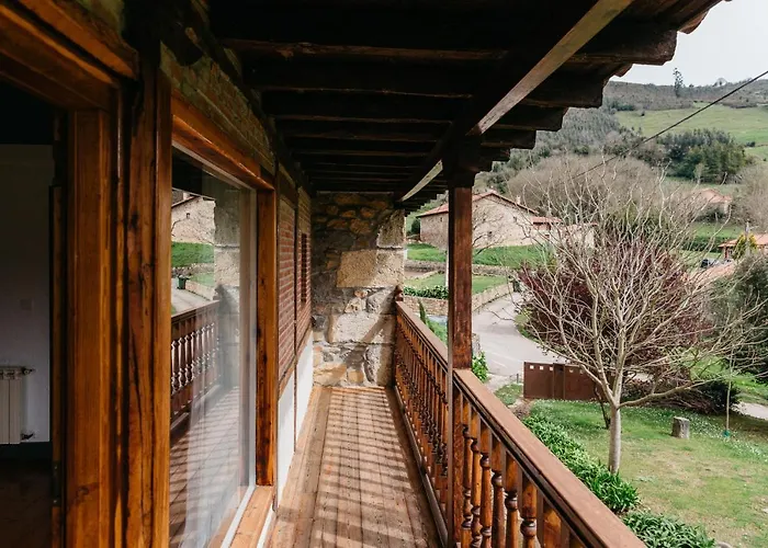 Nueva Pacheca Boutique * Santiurde de Toranzo